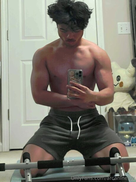 Arcanineluv erotic model photos