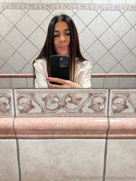 feet slave onlyfans beautiful naked archive