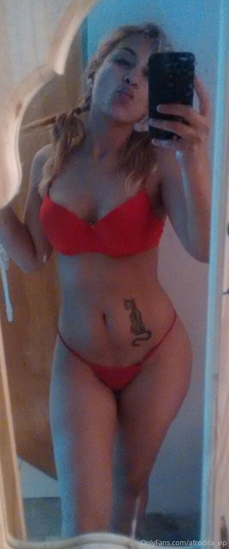 Natasha1702xxx high quality star pics