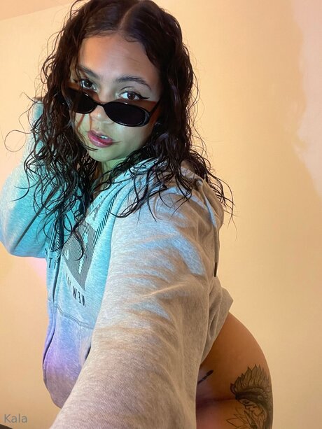 Kalalain model naked archive