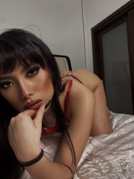 Sidneyharada star sexy galleries