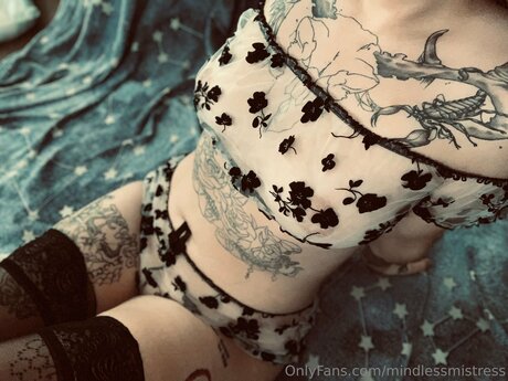 asian ebony onlyfans art naked galleries