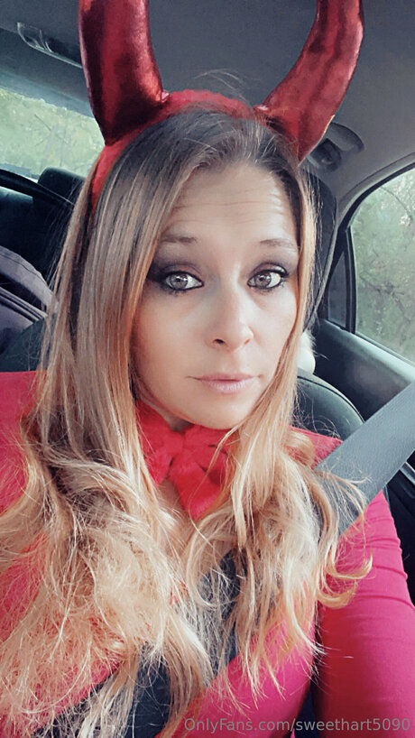 busty mom onlyfans art xxx photos