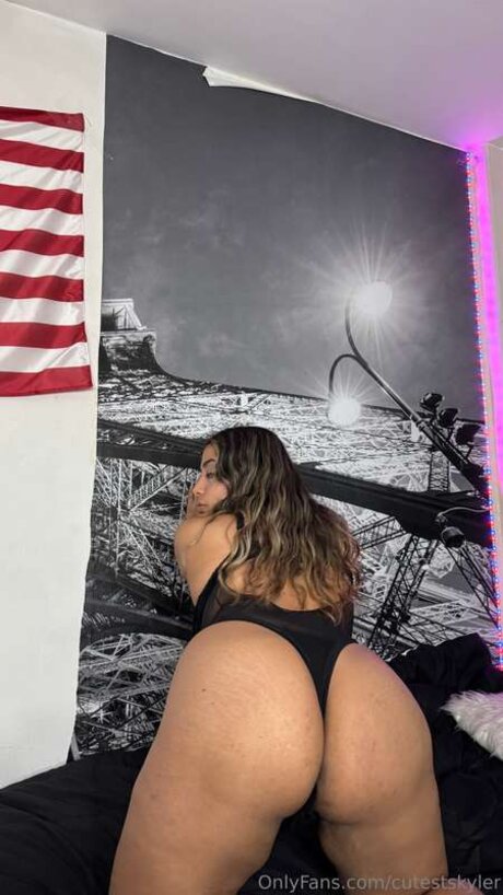 Cutestskyler pornstar art images