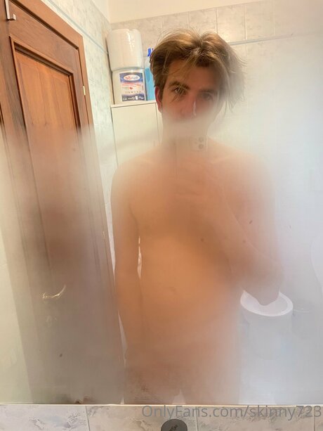 Skinny723 pornographic star picture