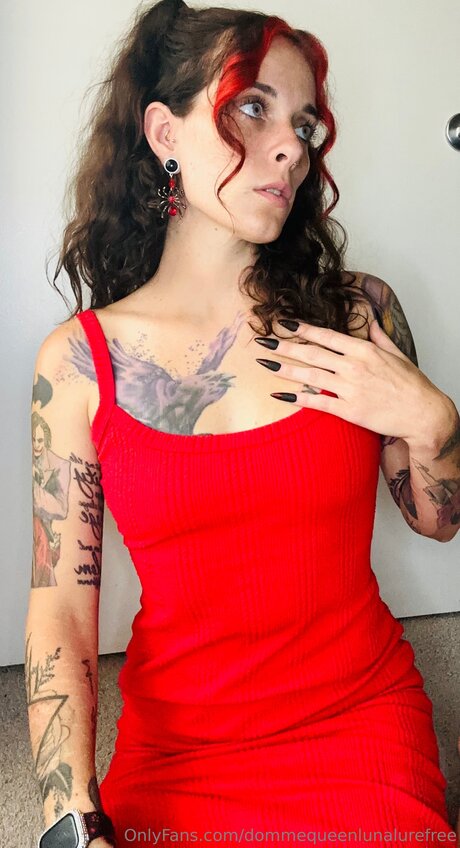 Dommequeenlunalurefree exclusive model galleries