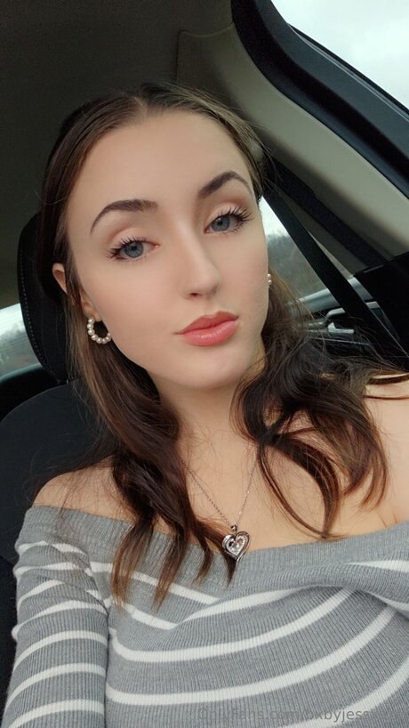 Bxbyjessxoxo art model archive