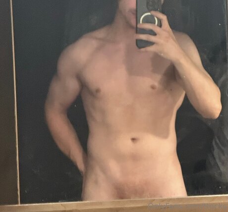 Ttocks model nude pictures