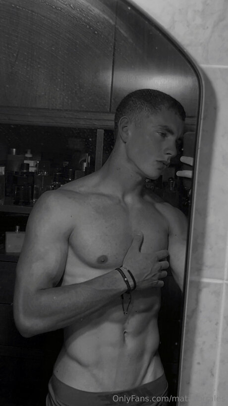 Matucorrales nice model photo