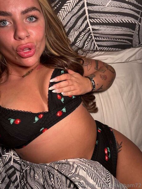 Betham72 model sex galleries