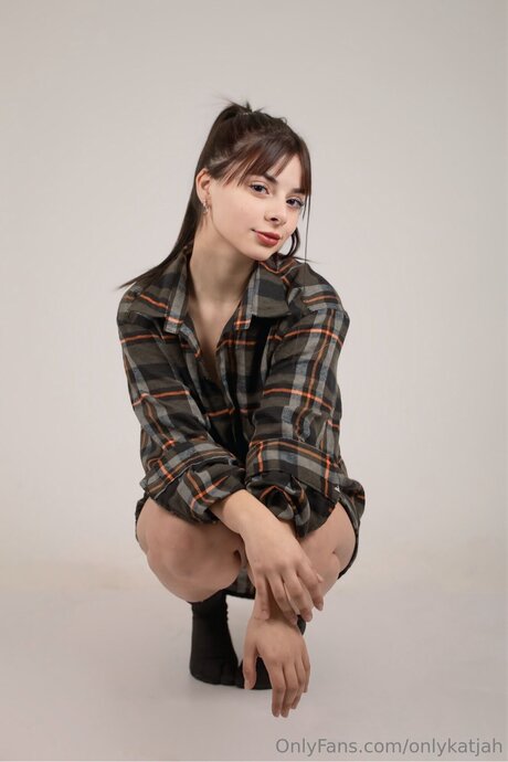 Juliamlxx erotic model photo