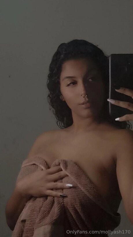 Mollyash170 nude actress gallery