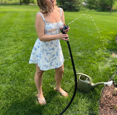 oiled tits onlyfans beautiful xxx archive