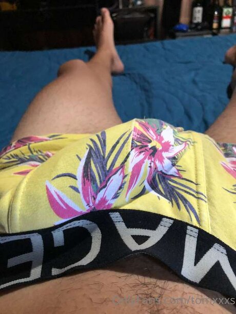 Tomxxxs model xxx archive