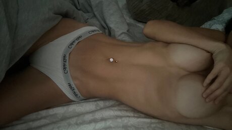 petite girls onlyfans beautiful picture