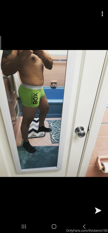 Thickemz999 model naked pics
