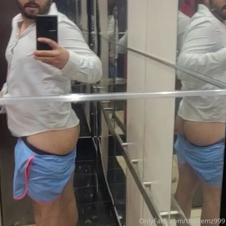 Thickemz999 hot model photos