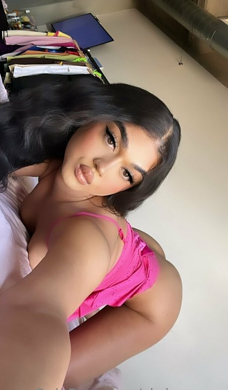 trangolina xxx model pic