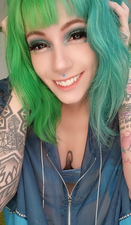 missmao naked pornstar pic