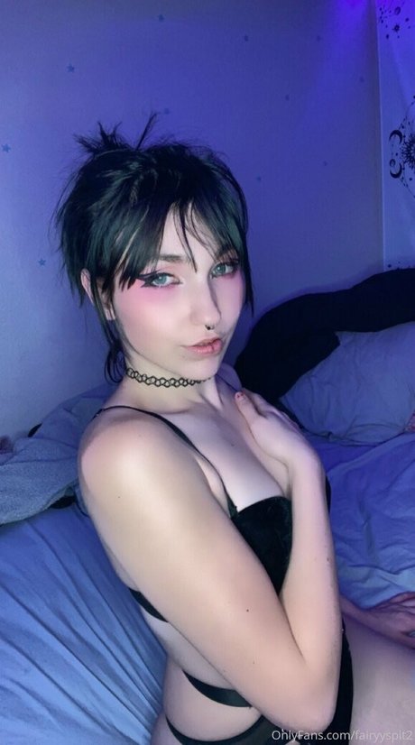 fairyyspit2 pornstar img