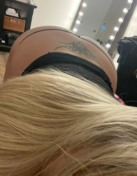 chubby mom onlyfans nudes images