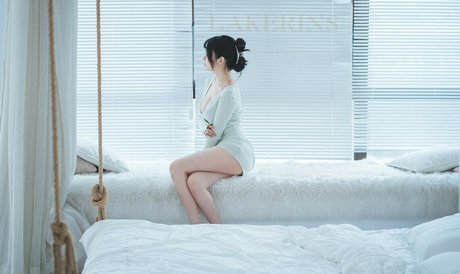 teen tits onlyfans pornographic image