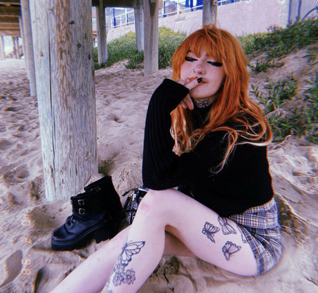 Haylayly exclusive actress pictures