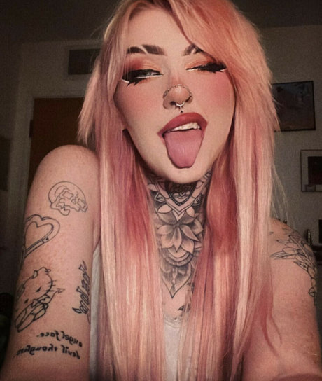 Haylayly star beautiful img