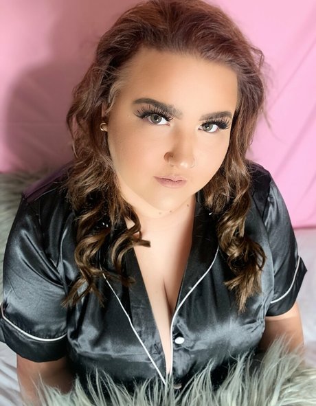 devbababy2021 erotic pornstar img