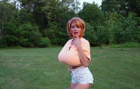 Sable Holiday perfect actress photos