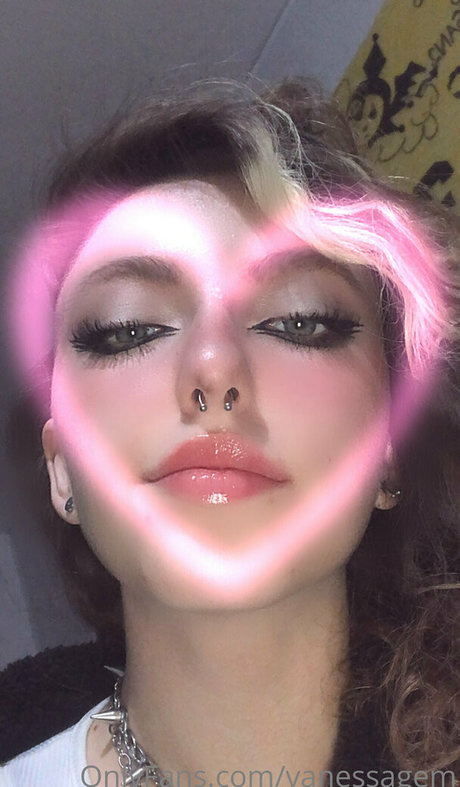 beautiful face onlyfans sexy naked archive