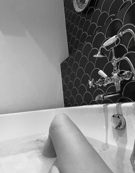 presssme star hot pictures