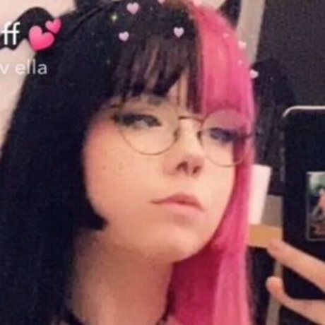 Pickerypoison sex model img