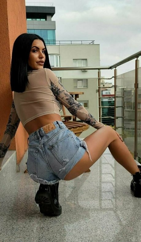 skylarcharm model sex images