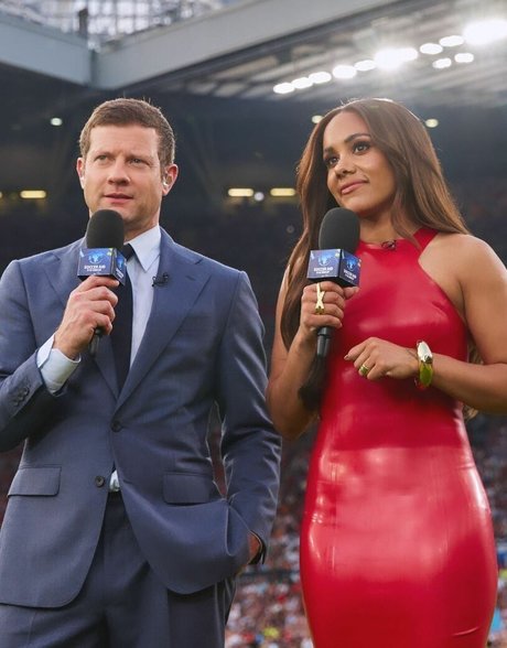 asian petite onlyfans nudes images