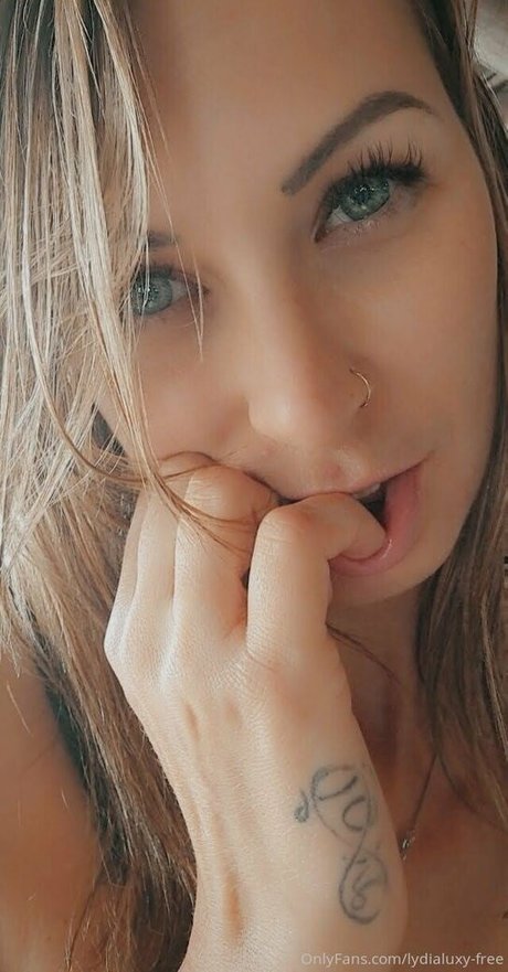 lydialuxy free top actress img