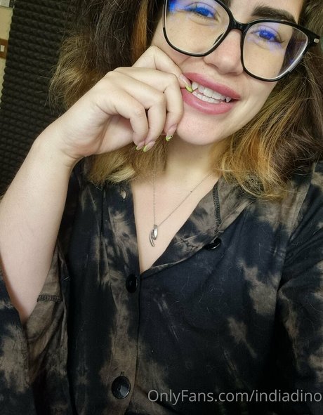 indiadino model beautiful pic