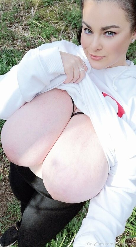 karlajames nice actress archive