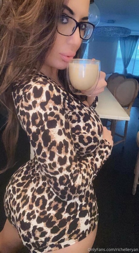 centerfold onlyfans sex pictures