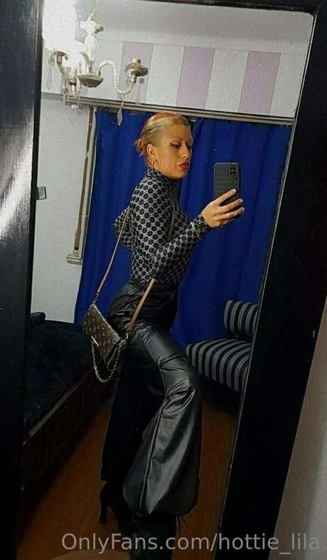 hottie lila pornstar erotic img