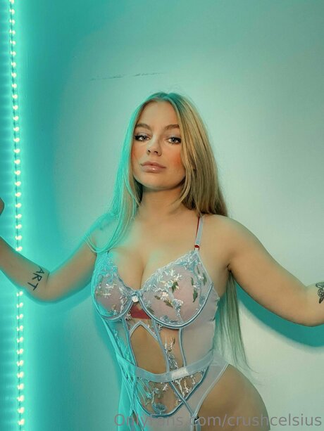 Crushcelsius naked model photos