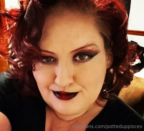 Madmadamsin nudes model images