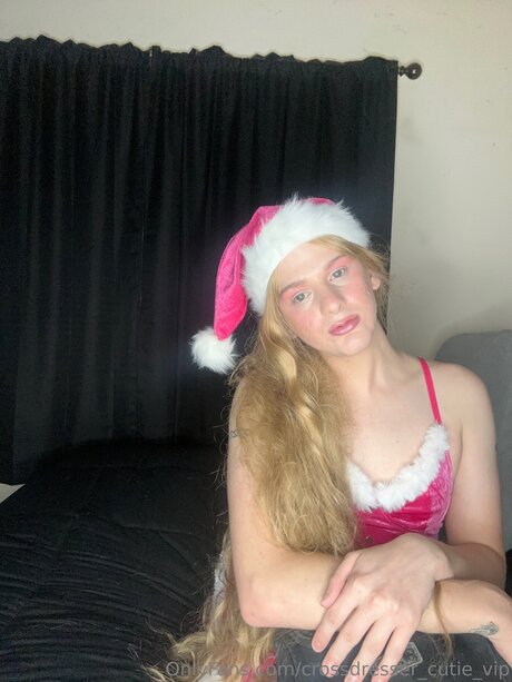 Crossdresser Cutie Vip art actress gallery