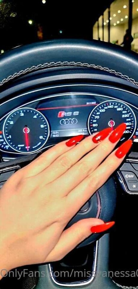 goth thick onlyfans naked pic