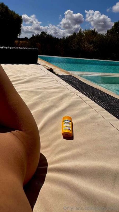 Jackyzyrus porn model archive