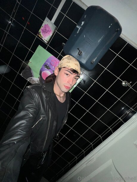 Loganhell erotic pornstar pic