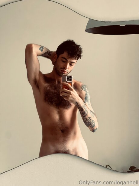 Loganhell model xxx img