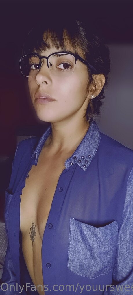 Wildlovegirl model porn gallery