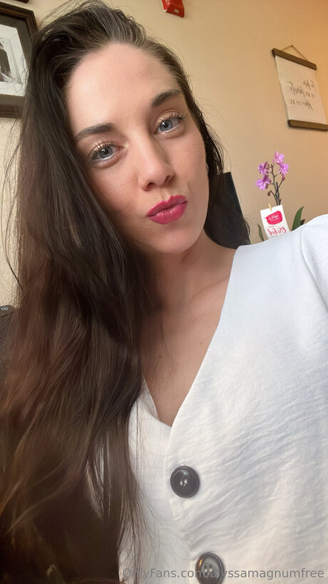 Alyssamagnumfree naked star picture