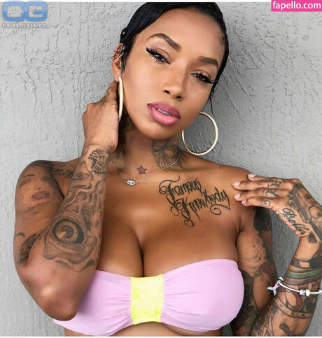 Sky Days star hot gallery